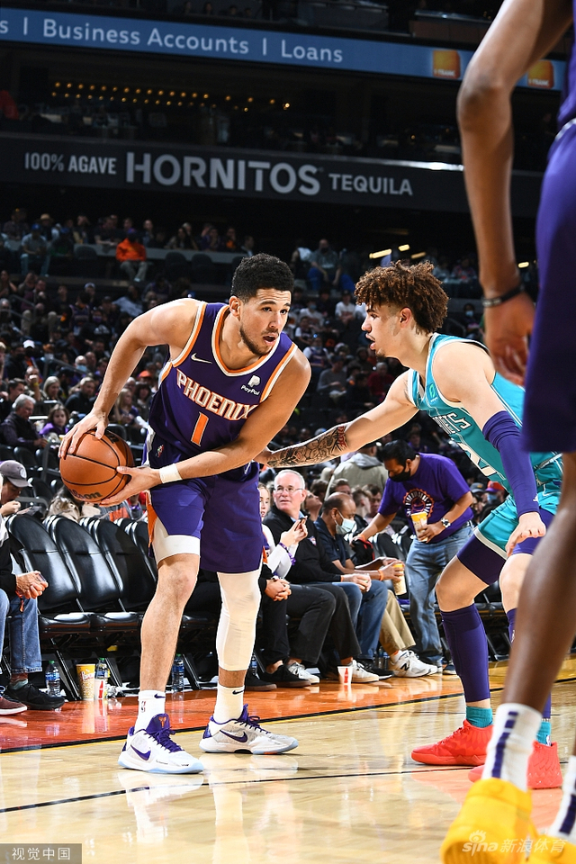 版更偏向体 版更偏向体