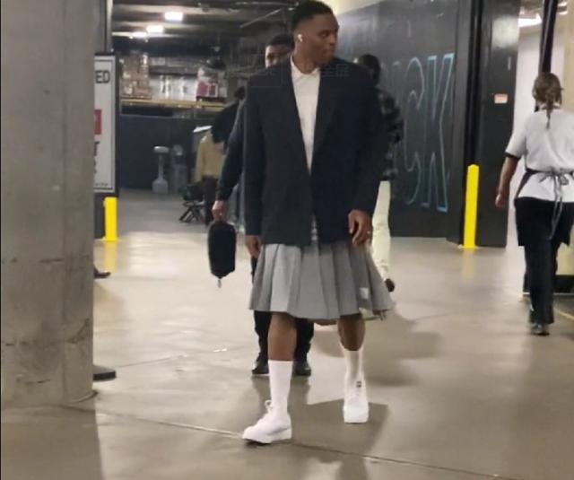 二节中段 二节中段